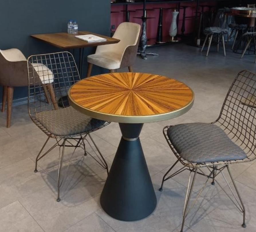 Güneş Işını Ahşap Konik Pedestal Restaurant Masası