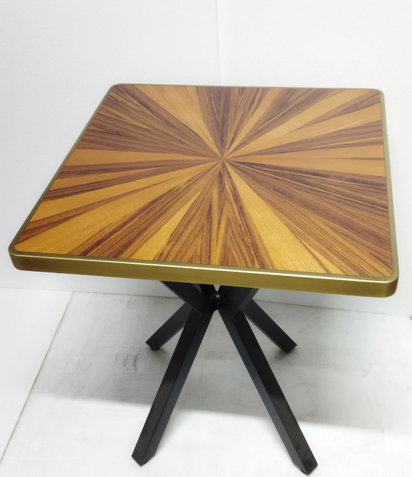 Güneş Işını Kaplama Pirinç Bordürlü Cafe Masası